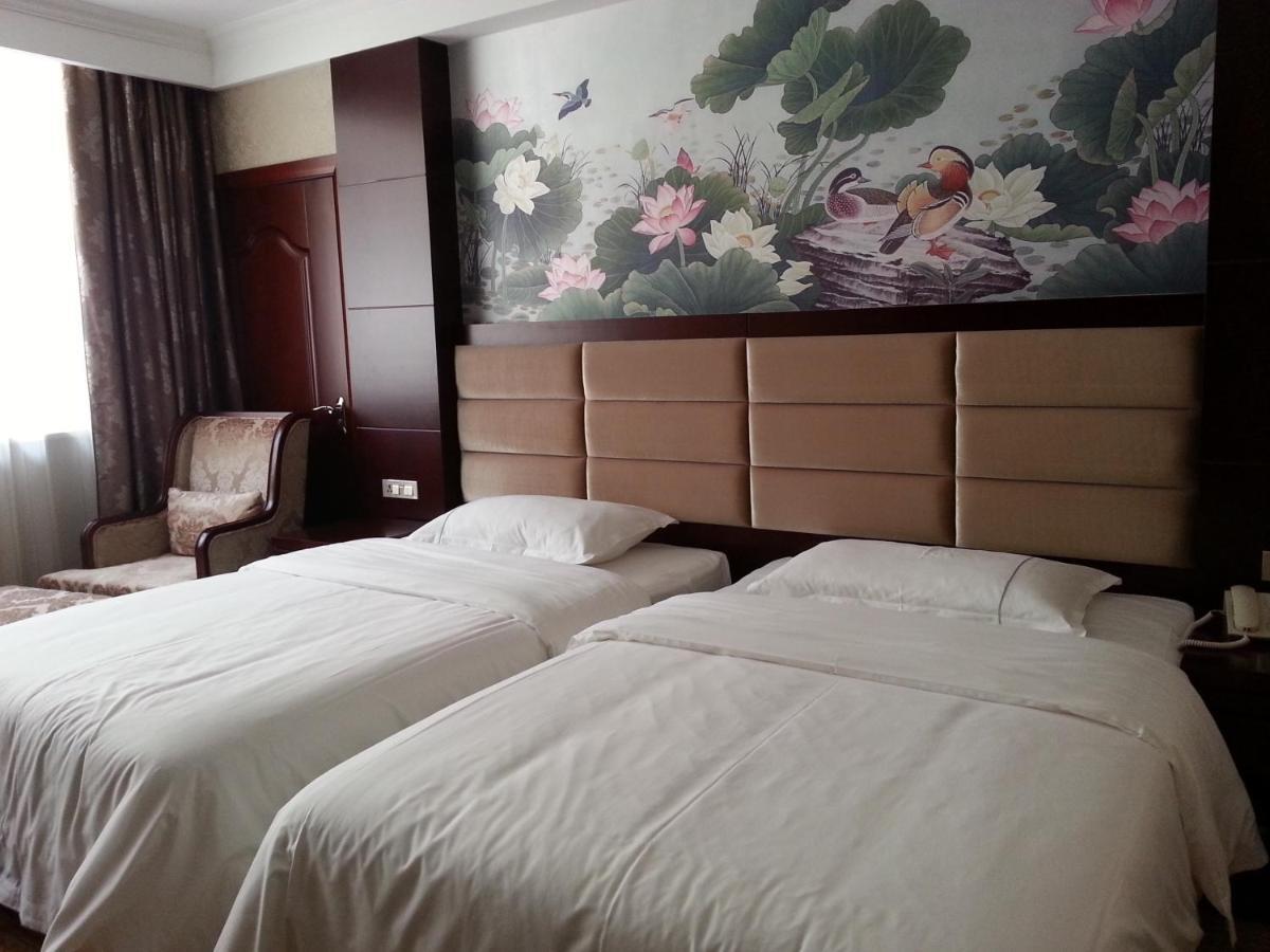 New West Street Hotel - Grand Wing Яншуо Номер фото