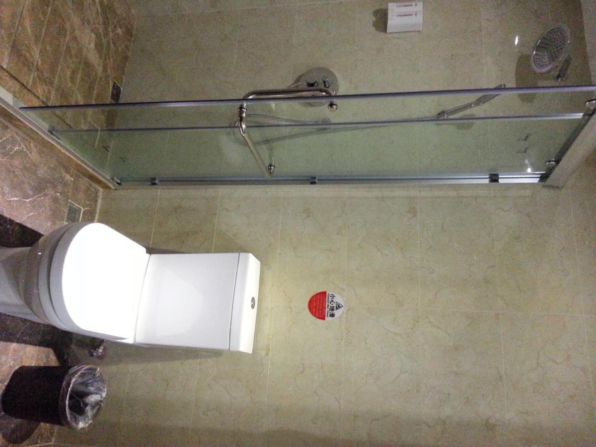 New West Street Hotel - Grand Wing Яншуо Номер фото